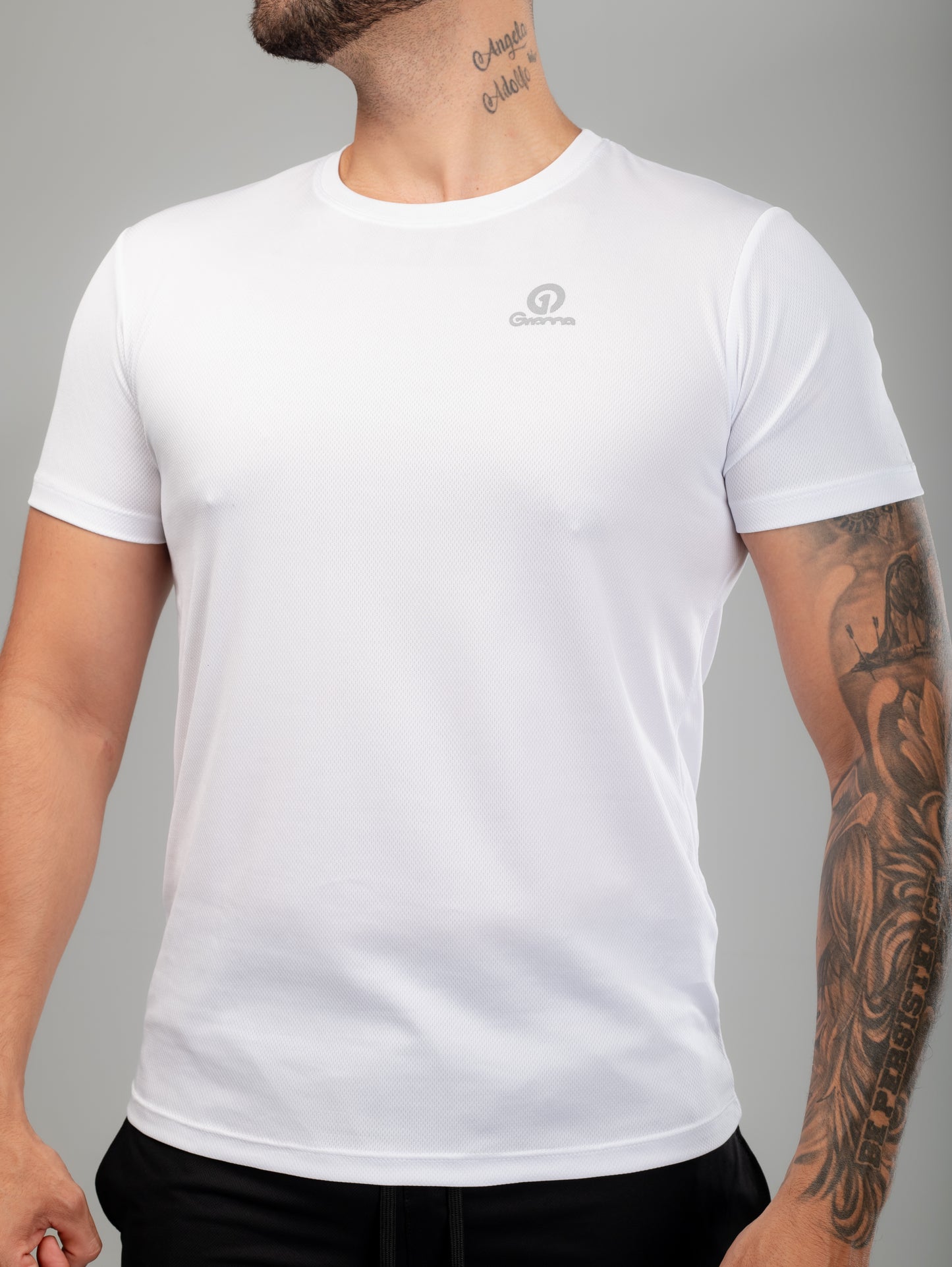 CAMISETA ESSENTIALS (3 UNIDADES)