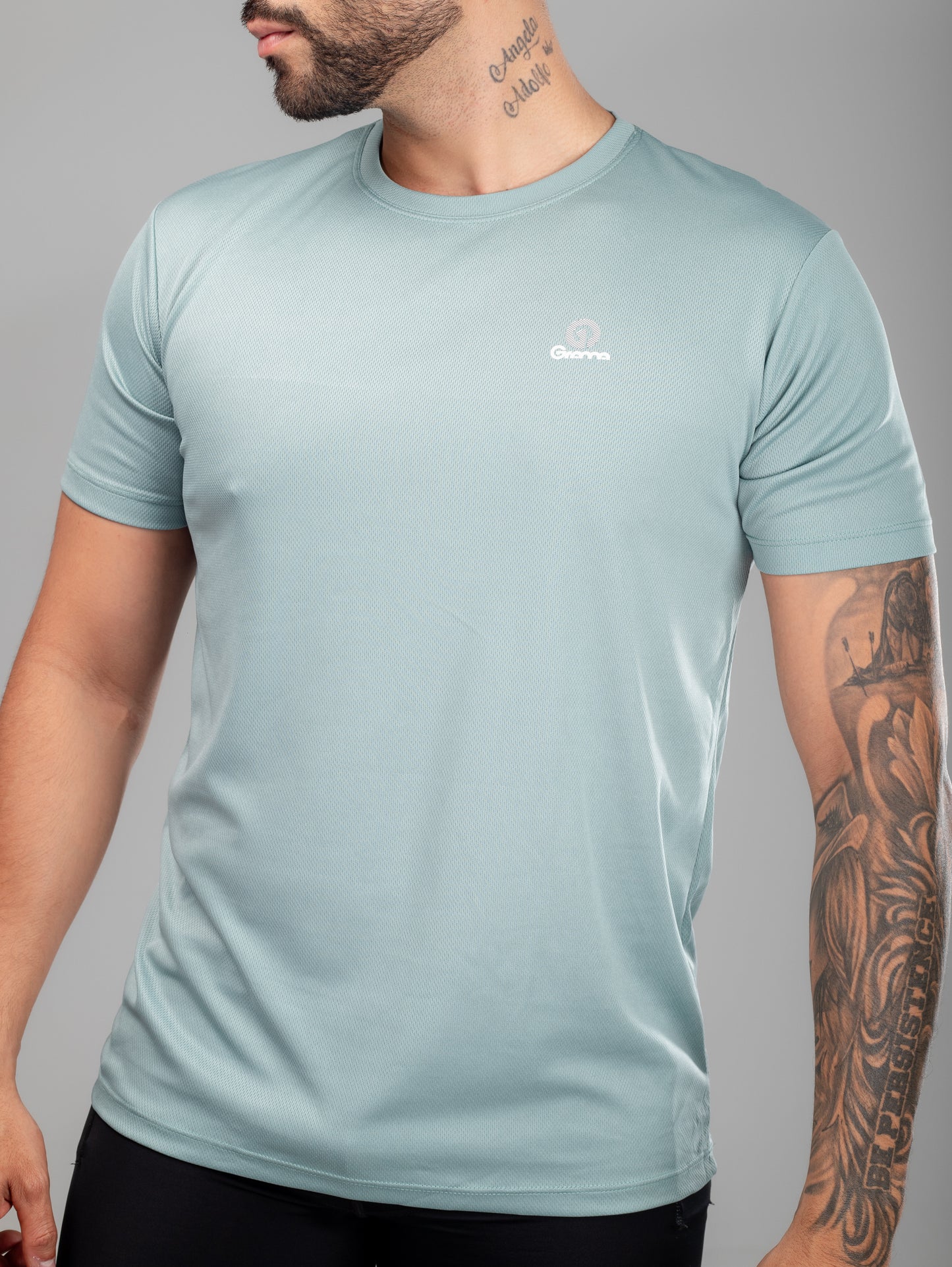 CAMISETA ESSENTIALS (3 UNIDADES)
