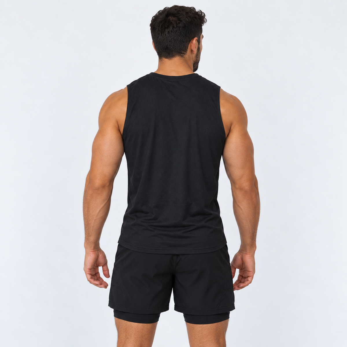 Camisilla Essentials negra para hombre incluida en G-Pack x3, vista posterior