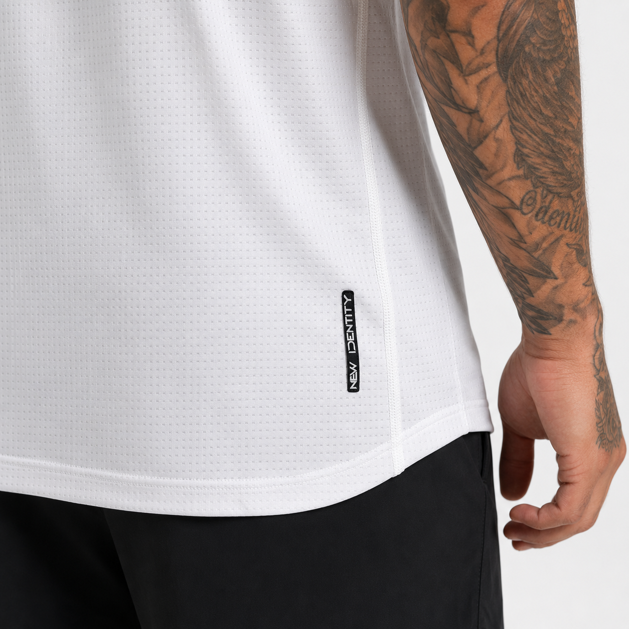 Camiseta Manu blanca para hombre, vista lateral – Grama [color:Blanco]