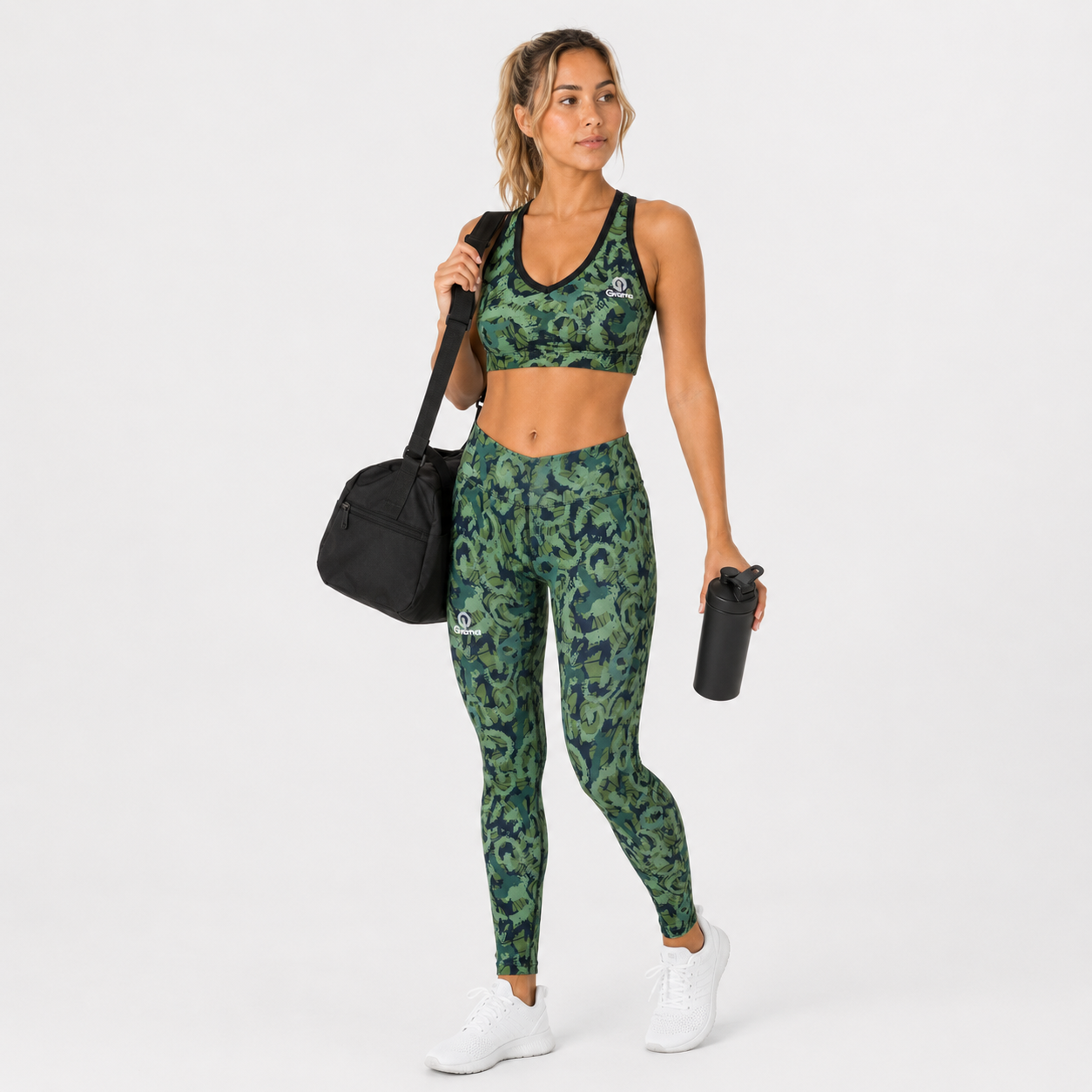 Conjunto Deportivo Sublimado 26 verde, vista frontal completa con top y leggings